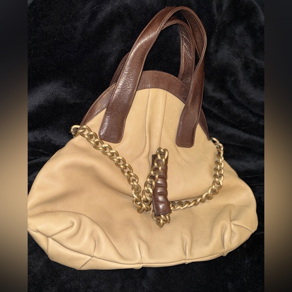 Chic Tan and Brown Shoulder Bag with Chain Detail